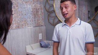 Vienna Black Ghlacadh I Buddy Wacking Dheth ri I Moms Bra!